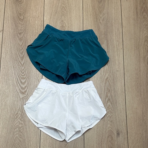 Set of 2 Athleta Girl tennis/exercise shorts size M - Picture 1 of 4